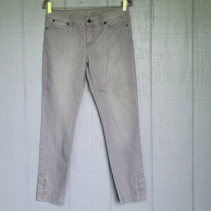 Talbots Signature Button-Hem Ankle Gray Jeans. Size 8P